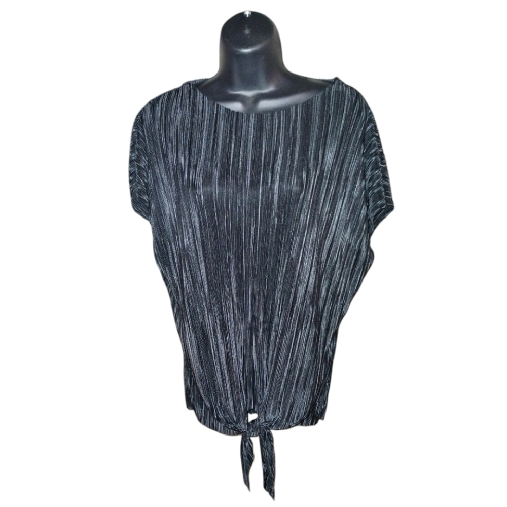 Gyft black shimmery Short Sleeve top with tie waist size m